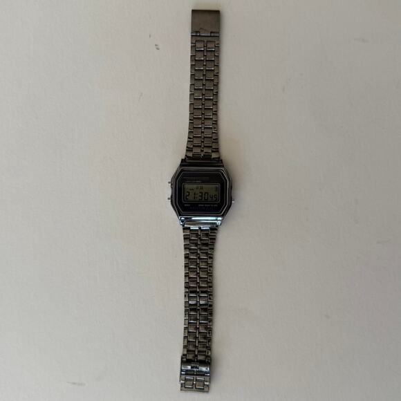 Casio Digital Watch Black Silver Accents Unisex Retro Y2K Quartz New - Picture 6 of 8